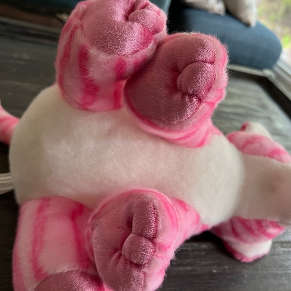 Pink Tiger by Destination Nation. - Picture 3 of 5